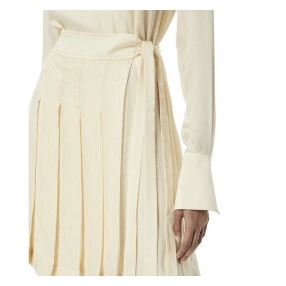 Victoria Beckham Pleated Wrap-effect Mini Dress. Size XS. - Picture 3 of 13
